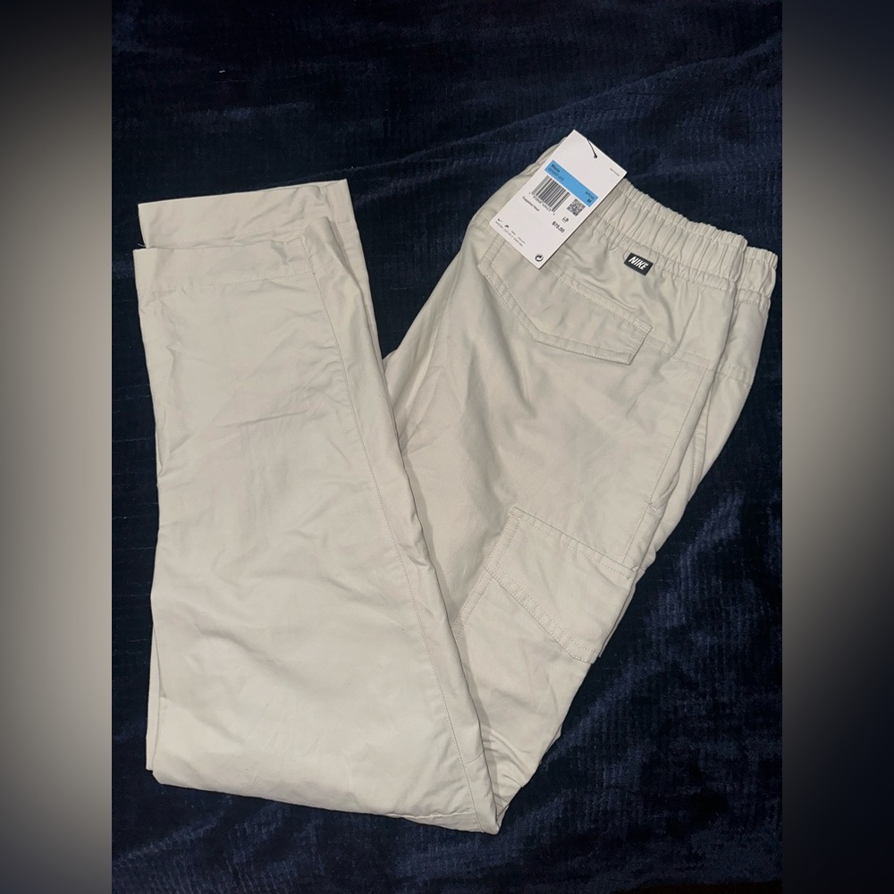 Nike Men's Light Beige  Cargo Pants